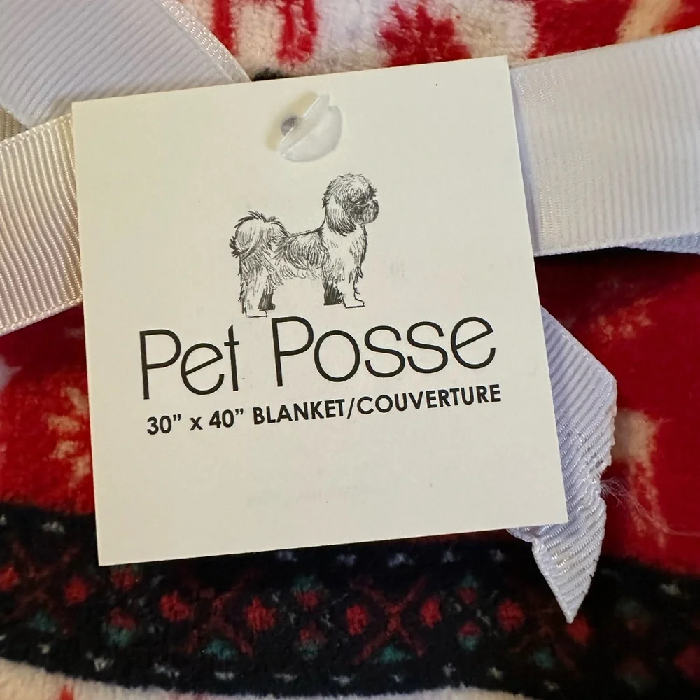 Pet Posse Red and White Fleece Blanket
